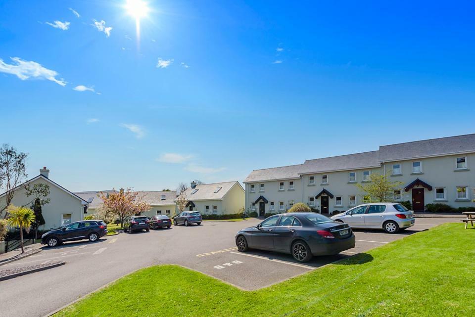 Dingle Centre Townhouse An Capall Dubh Дінгл Екстер'єр фото